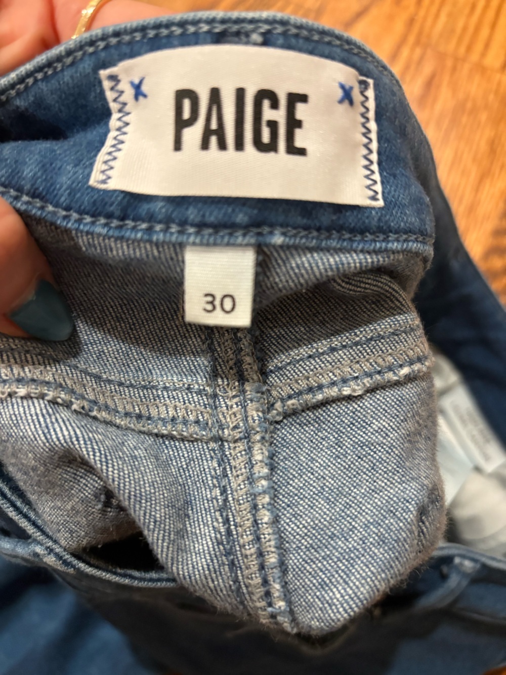 PAIGE Laurel Canyon High Rise - Picture 5 of 5